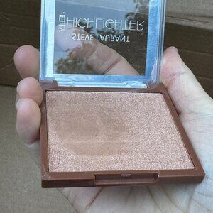 Steve Laurant Beauty Jelly Highlighter in Prosecco Please